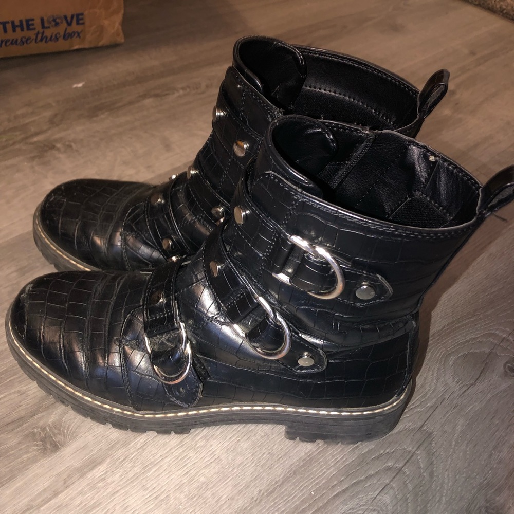 Black boots